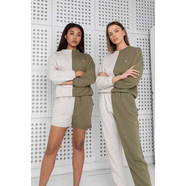 Sofa Killer dvispalvis laisvalaikio kostiumas OLIVE&SAND su &scaron;ortais