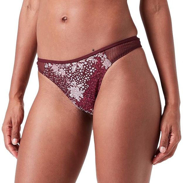 Triumph gėleti 36(S) ir 38 (M) dydžio stringai Lavish Spotlight High Waist String